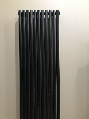 Дизайнерські радіатори Betatherm Elipse 1 1800*445 Чорний